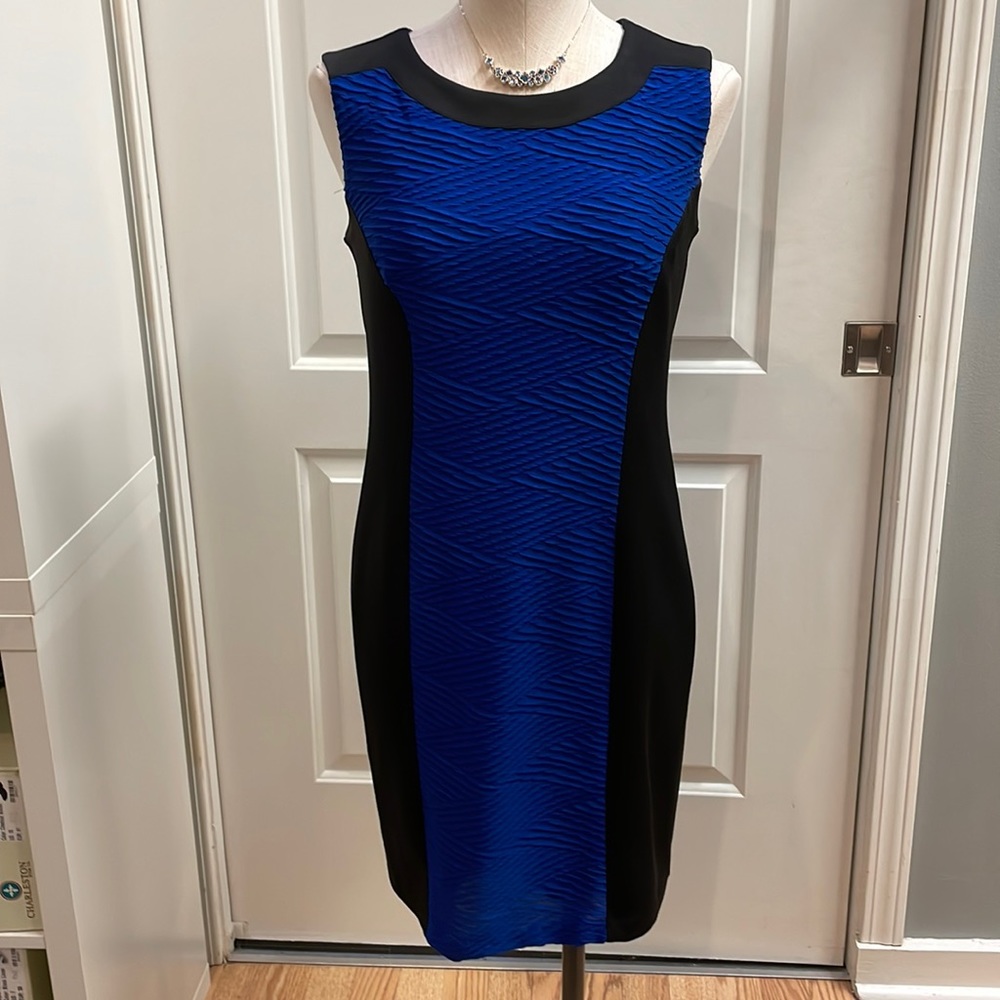 Sleeveless pullover dress